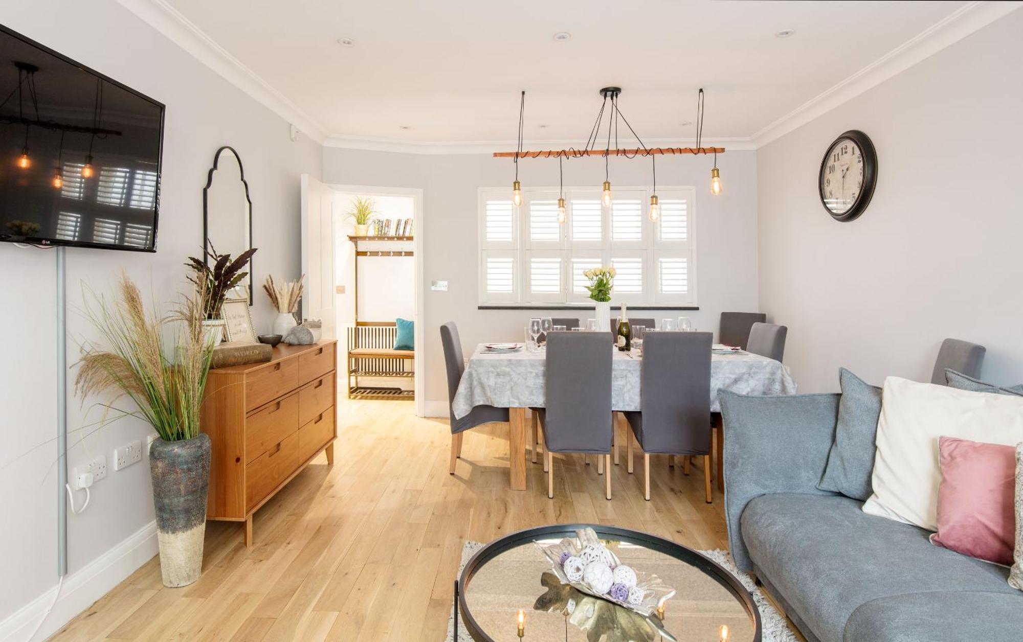 Spacious Quiet 4bedrooms 6beds House With Private Garage 5min Walk To Paddington Station London