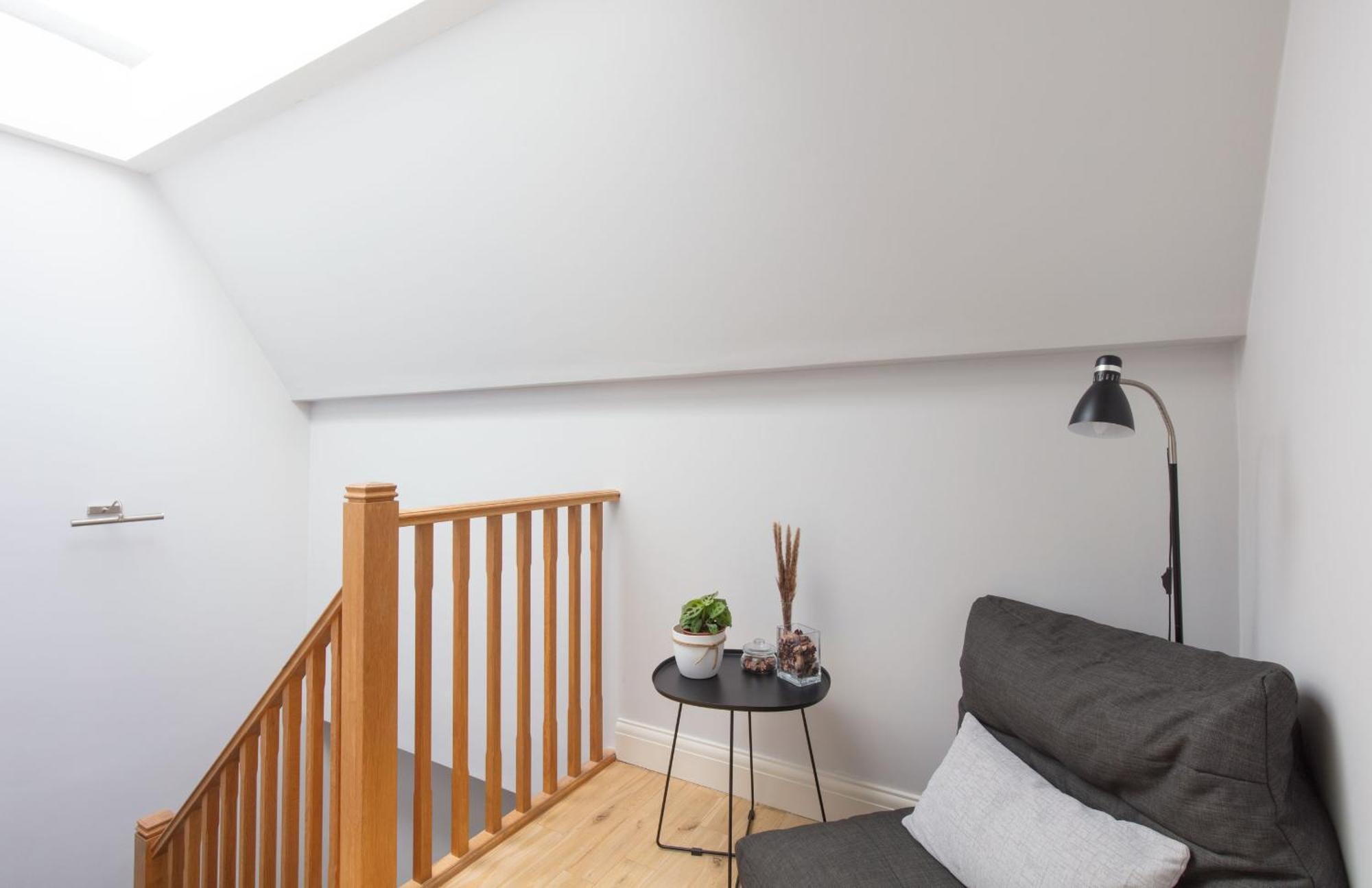 Spacious Quiet 4bedrooms 6beds House With Private Garage 5min Walk To Paddington Station London
